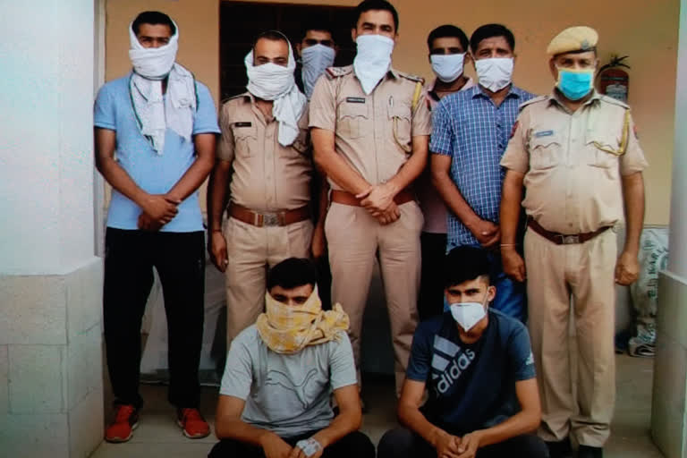 चूरू न्यूज़, smugglers arrested