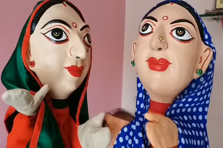 gulabo sitabo puppets tell people about corona infection precautions