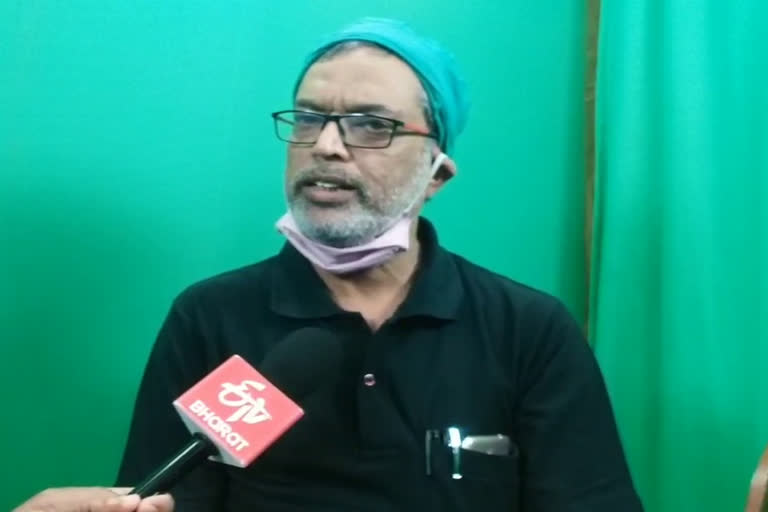 Senior journalist Navneet Shukla