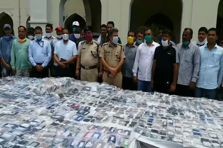 मोबाइल चोरी,  राजस्थान में मोबाइल चोरी,  मोबाइल चोरी की शिकायत,  स्मार्टफोन,  Police Commissionerate Jaipur,  special campaign against mobile piracy,  jaipur news