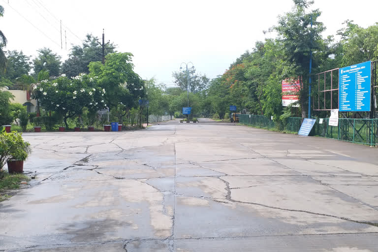 Deserted davv campus