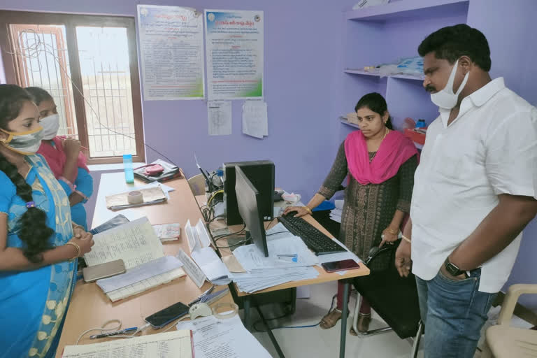 MLA Chirla Jaggir Reddy checked village secretariat in Ravulapalem