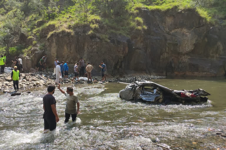 eco car accident at Doda road  ജമ്മു കാശ്മീർ കാറപകടം  ഡോഡ അപകടം  jammu kashmir car accident