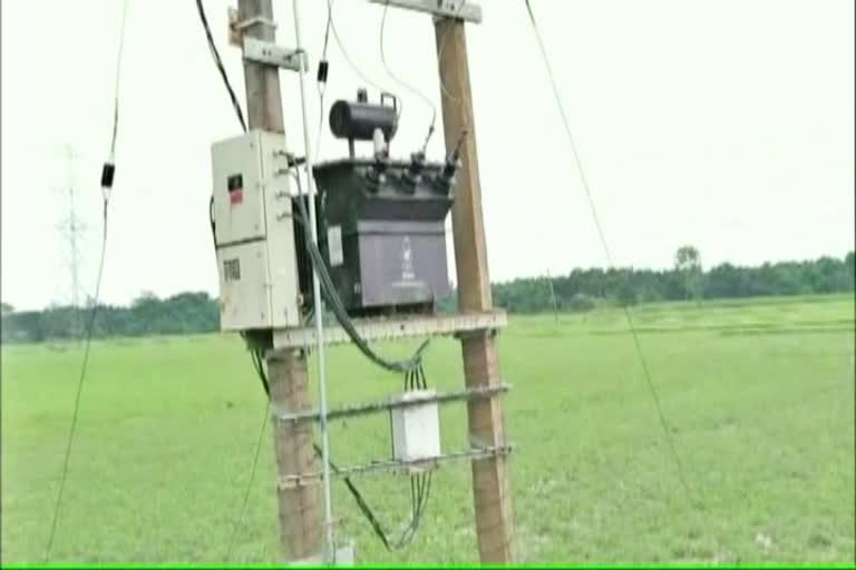 bills sent to rise without electricity connection at hailakandi assam etv bharat news