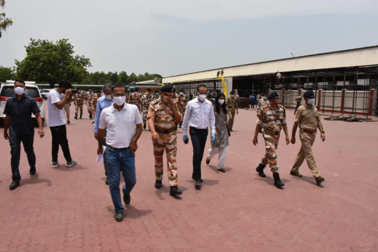 ITBP chief visits newly created COVID-19 care facility in Delhi