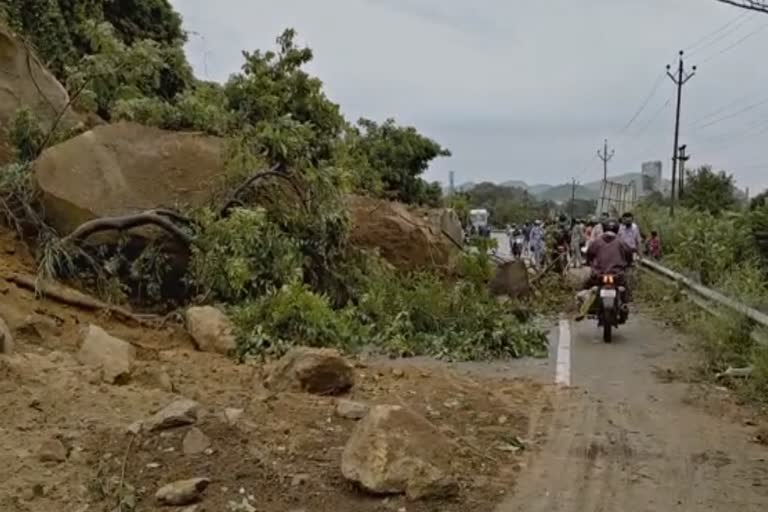 Landslide in Amingaon near Jaygurur Boudha temple