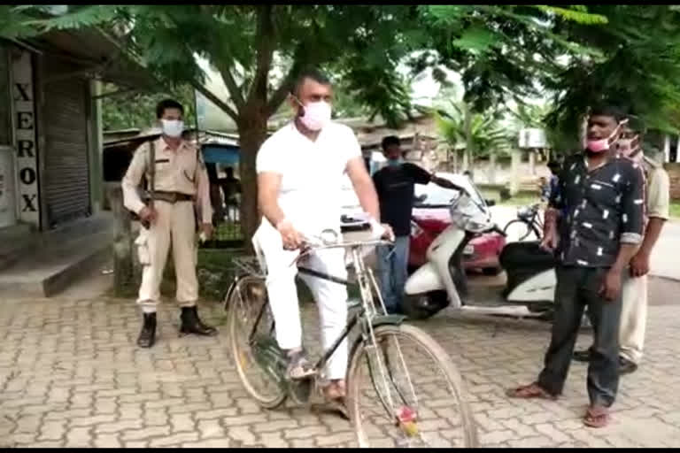 Mariani MLA rupjoytiy kurmi visit jorhat dc office bicycle