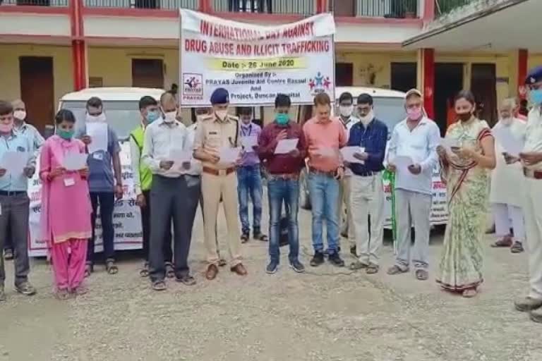 program organized to make people aware on the occasion of international day of drug addiction