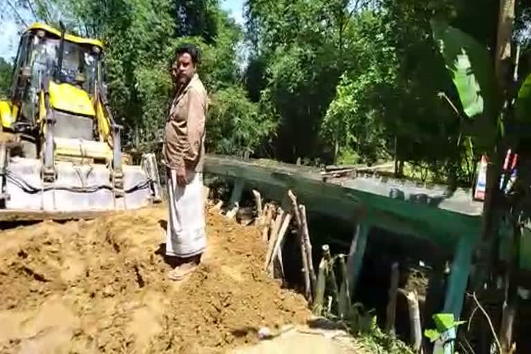 karimganj-poor-road-construction-story