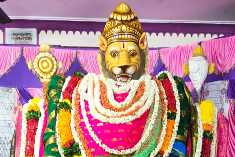 Jagannathaswamy in the incarnation of the day at vasakha