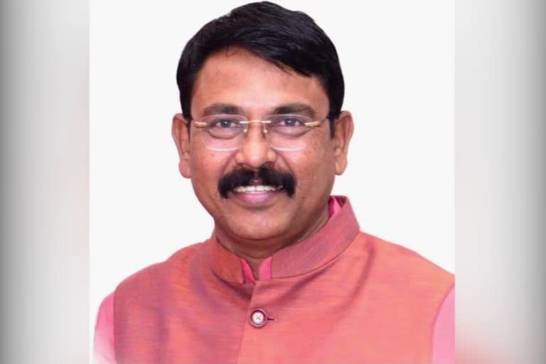 MP Sunil Mendhe