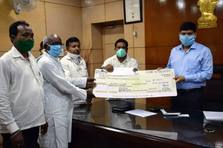 Jharkhand Vananchal Andolan Morcha helped CM Relief Fund