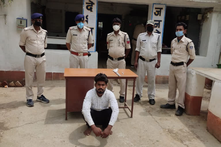 Man who posted photo on social media with weapon arrested in Bhind