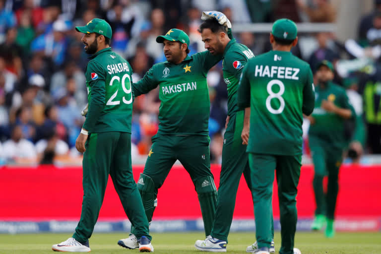 20 Pakistan players