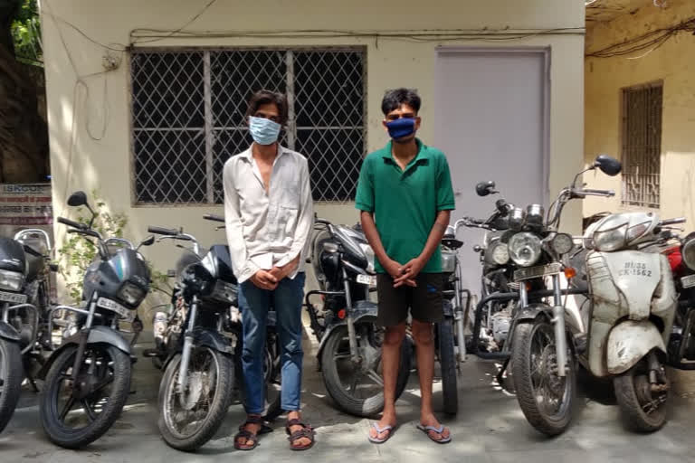 AATS police team in South East Delhi district arrested two accused