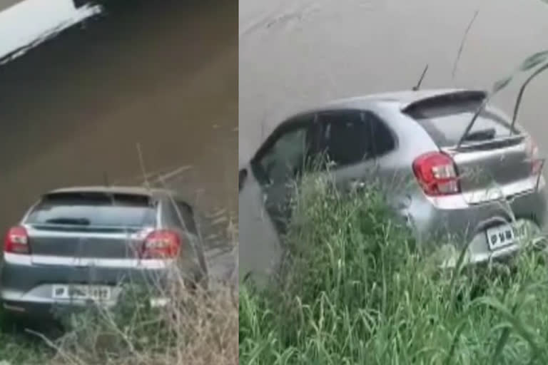 A baleno car fell into canal