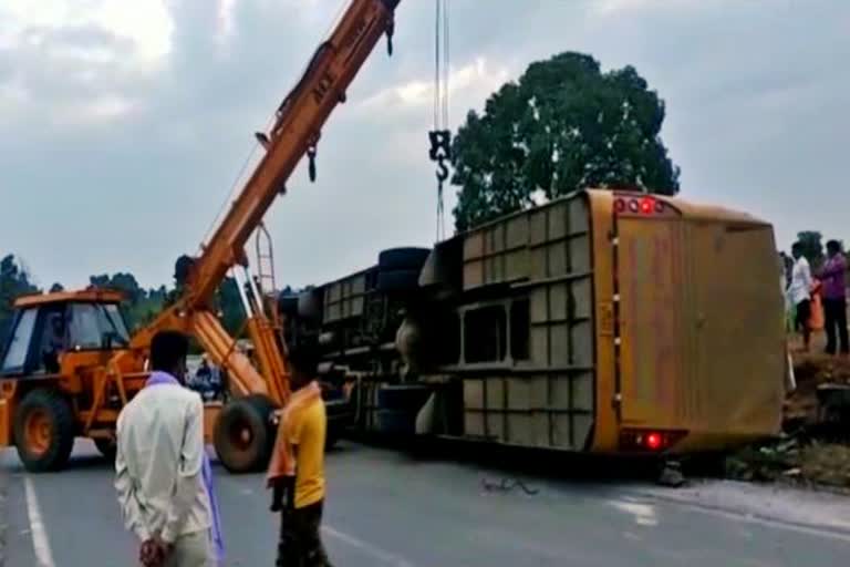 bus accident in ramgarh