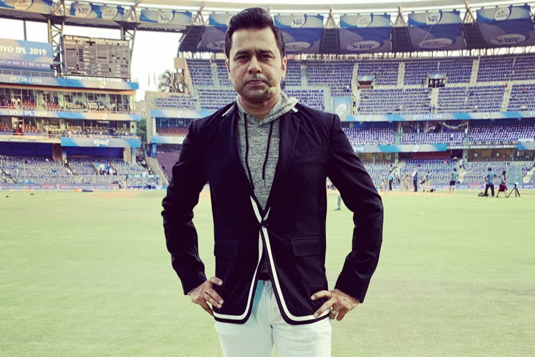 Aakash Chopra names his all-time IPL XI; picks five specialist bowlers in the star-studded team