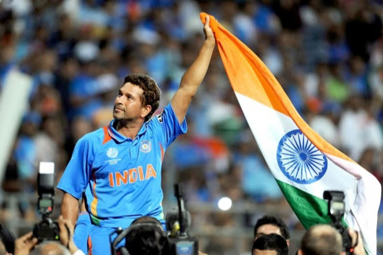 On this day, Sachin Tendulkar,  Sachin's 15k runs in ODIs, ODI runs of Sachin, 15 ହଜାର ରନ କରିଥିବା ପ୍ରଥମ ଖେଳାଳି ସଚିନ, 15 ହଜାର ଦିନିକିଆ ରନ, ସଚିନ ତେନ୍ଦୁଲକର