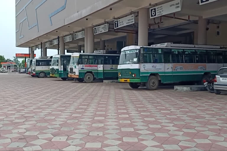 Una Bus Stand