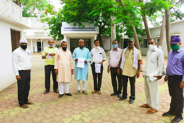 Brahmin society submitted memorandum to SP