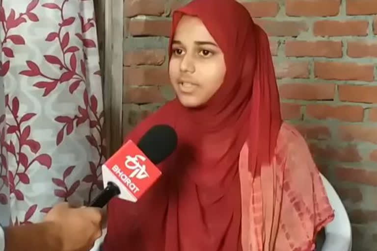 Sana who achieved remarkable success in 10th class in up board