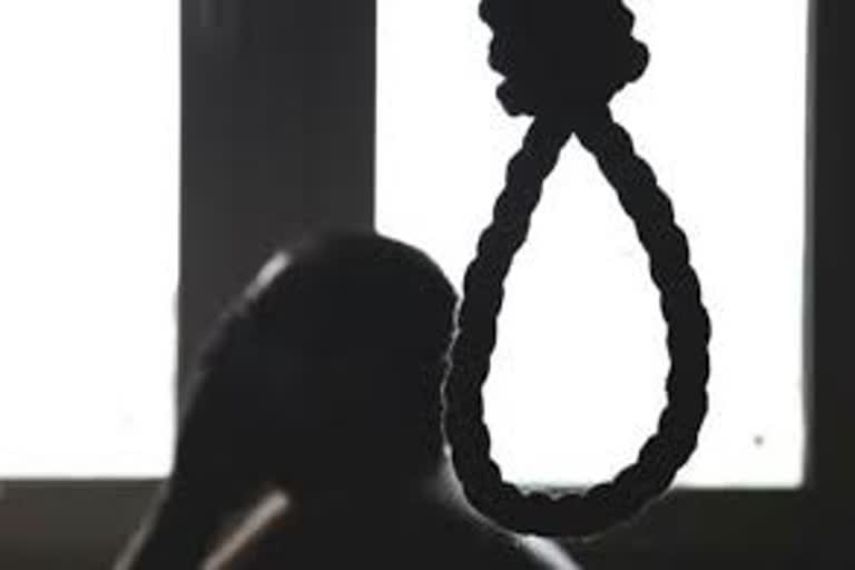 married-woman-commits-suicide-in-dehradun