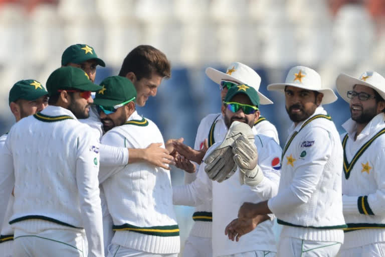 Six Pak players, including Hafeez, test negative for COVID-19; to join squad in England