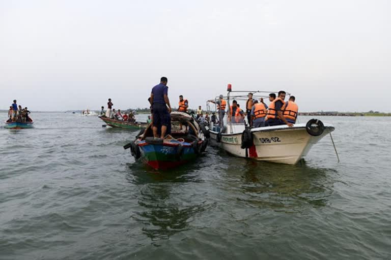 boat accident in bangladesh, bangladesh boat capsize update, boat capsize, bangladesh latest news, ବାଂଲାଦେଶରେ ଡଙ୍ଗାବୁଡି, ବାଂଲାଦେଶ ଡଙ୍ଗାବୁଡି ଅପଡେଟ, ଡଙ୍ଗାବୁଡି, ବାଂଲାଦେଶ ଲାଟେଷ୍ଟ ନ୍ୟୁଜ୍‌