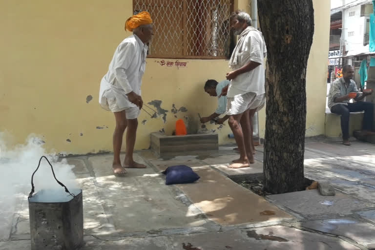 Villagers celebrate Ujjaini tradition for good rain in Singoli town of neemuch