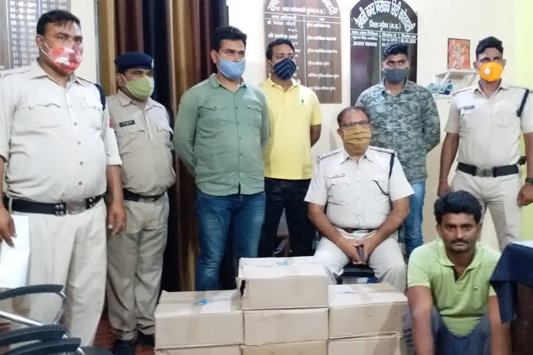 One accused with 10 boxes of illicit liquor arrested in morena