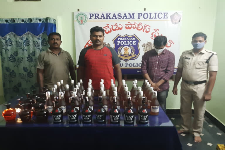 illegal liquor seized by police at dhaggubadu in prakasham district
