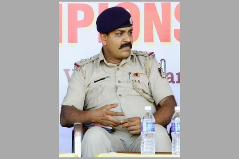 inspector dinesh