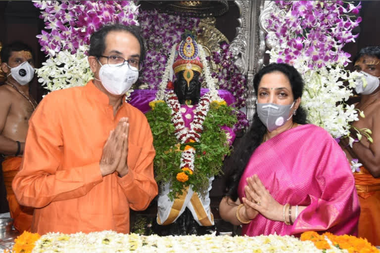 Maharashtra CM Thackeray performs 'mahapooja' at Lord Vitthal temple