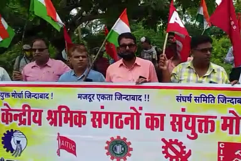 five trade unions in NCL Amalori project protest on coal block in singrauli