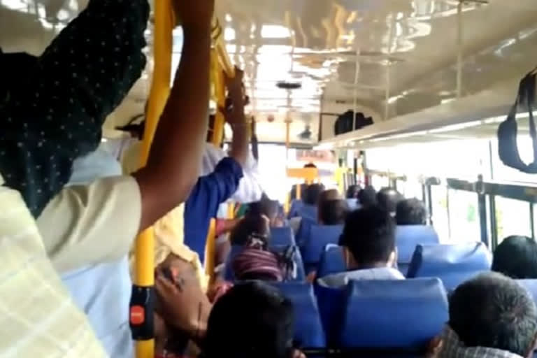 Social distance violation while traveling by bus in Belgaum