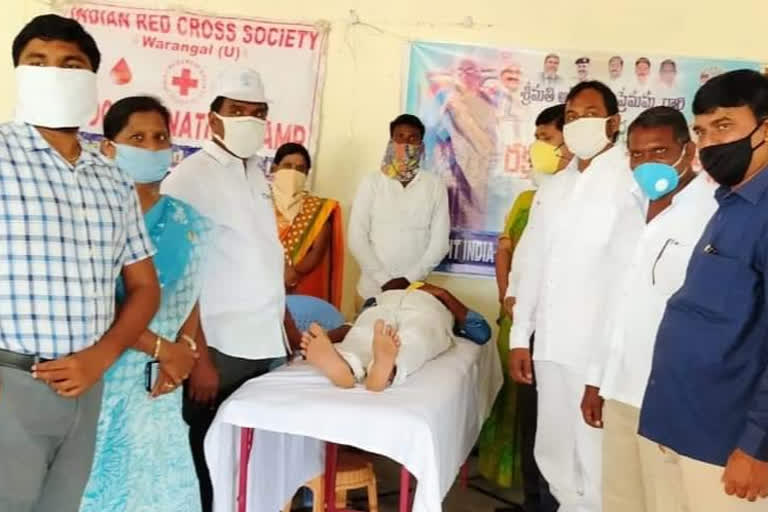 తొర్రూరులో రక్తదాన శిబిరం ఏర్పాటు