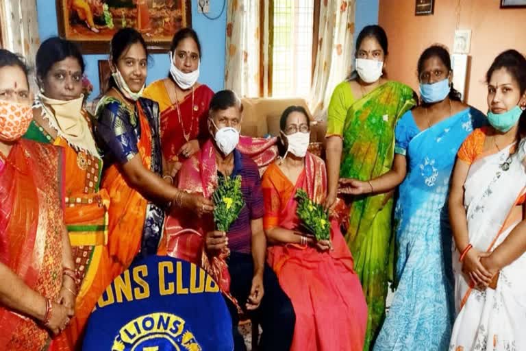 doctors felicitation by lions club of thorrur seva tharuni