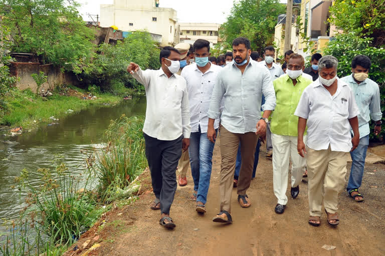 minister anil kumar yadav