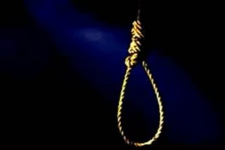 suicide in Surajpur