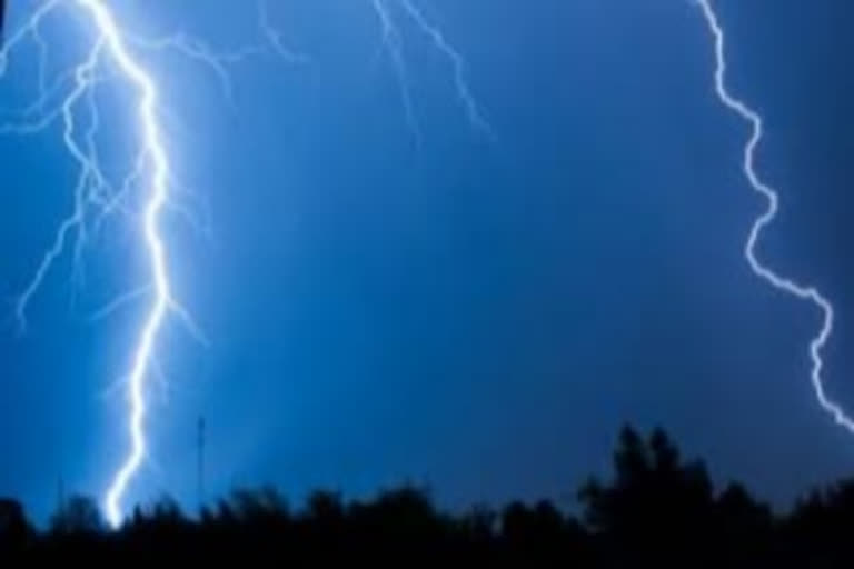 thunderbolt strikes in Ballia