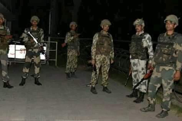 Malbagh encounter  Jammu and Kashmir Malbagh  Srinagar  Indian Army  ശ്രീനഗർ:  സിആർ‌പി‌എഫ്