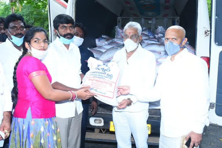 One devotee who donated peanuts to the Annaprasadam Trust