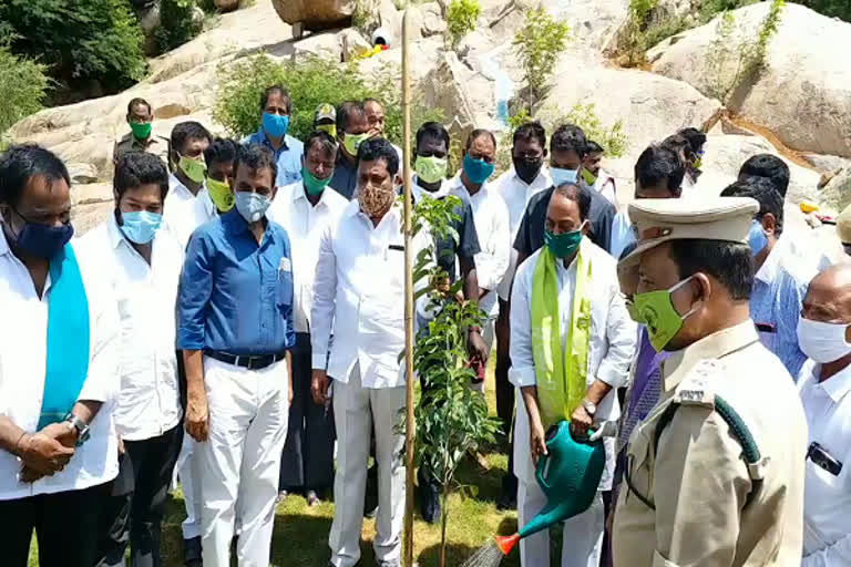 forest minister indrakaran reddy inaugurated parks in yadadri bhuvanagiri distritct