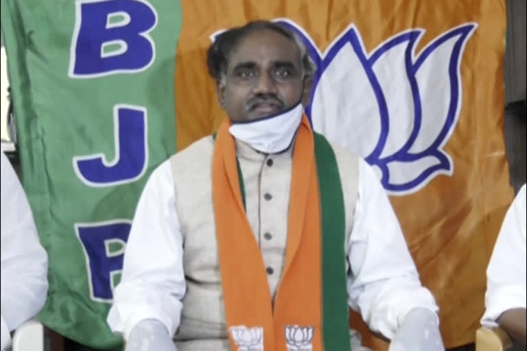 bjp leader ravela kishore babu fires on ycp and tdp