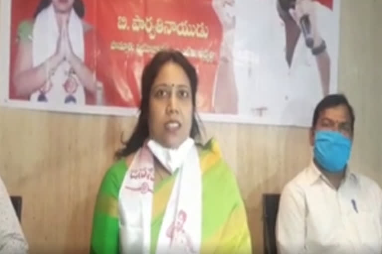 janasena party leader parvati naidu meeting at habsiguda