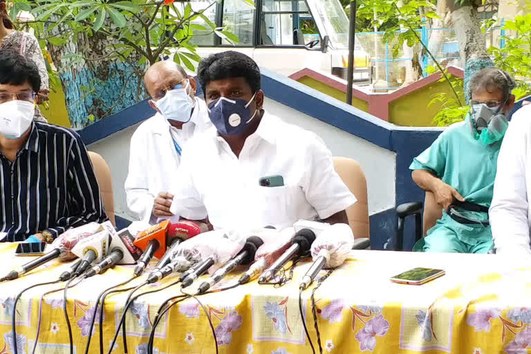 சென்னை  ஸ்டான்லி மருத்துவமனை  அமைச்சர் விஜயபாஸ்கர்  chennai news  minister vijayabaskar  stanley hospital  oxygen cylinder  ஆக்சிஜன் சிலிண்டர்