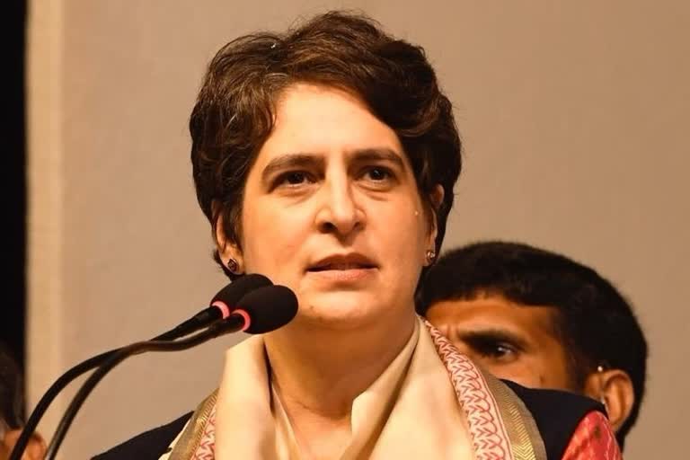 clamour-grows-in-congress-to-declare-priyanka-gandhi-as-cm-candidate