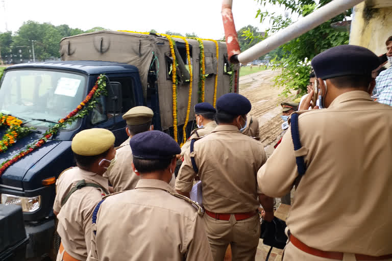 martyrs bodies brought to Police lines of kanpur