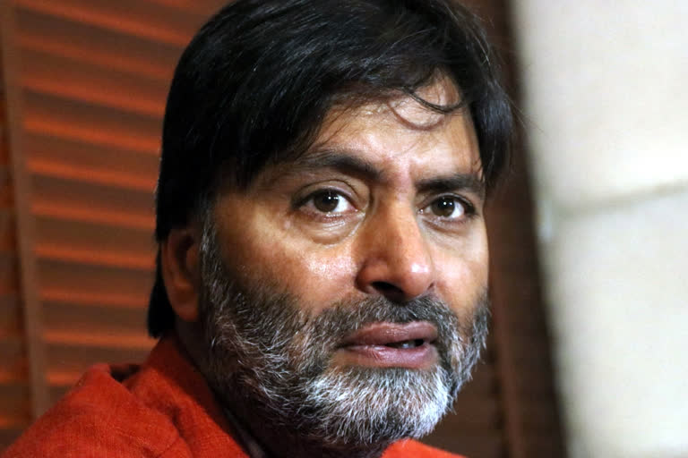 Yasin Malik  ammu and Kashmir Liberation Front  Baramulla district court  Terror charge  യാസിന്‍ മാലിക്കിനെതിരെ കുറ്റപത്രം സമര്‍പ്പിച്ച് ജമ്മു കശ്‌മീര്‍ പൊലീസ്  യാസിന്‍ മാലിക്  ജമ്മു കശ്‌മീര്‍ ലിബറേഷന്‍ ഫ്രണ്ട്